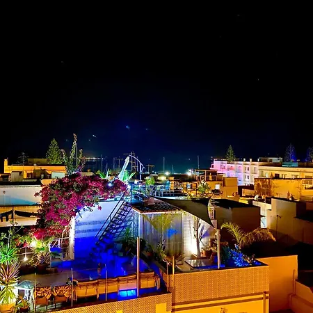 Oda ve Kahvaltı Zenit